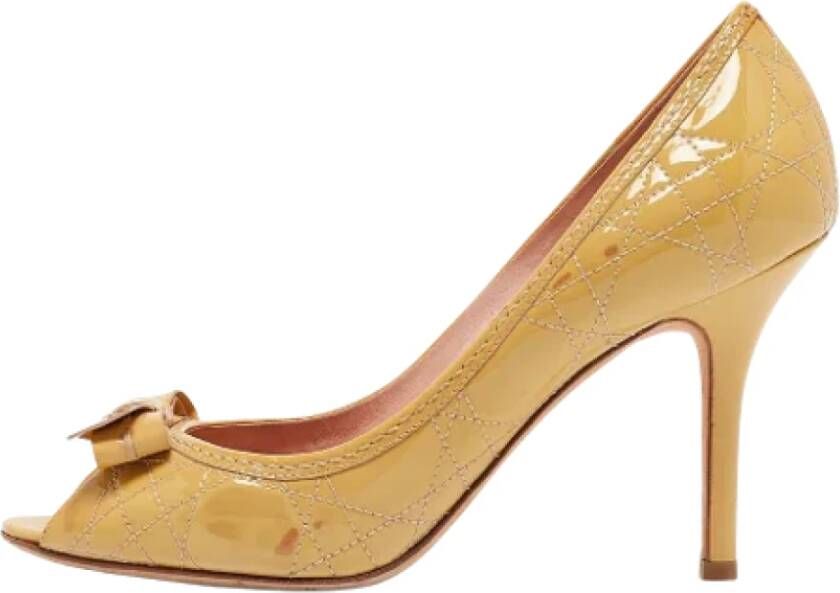 Dior Vintage Pre-owned Leather heels Yellow Dames