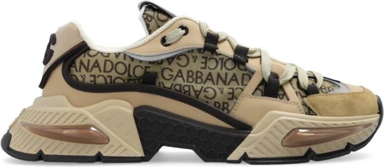 Dolce & Gabbana Airmaster Low-Top Sneakers Stijlvolle Upgrade voor Heren Beige Heren