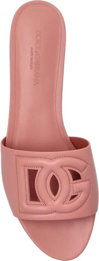 Dolce&Gabbana Sandalen Pastel Pink Leather Slipper With Embossed Logo in roze
