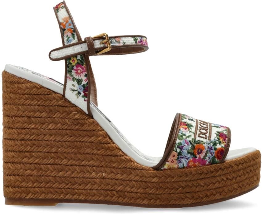 Dolce & Gabbana Sandalen met Geborduurde Sleehak