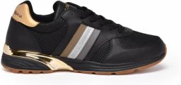 Dolce & Gabbana Sneaker Action