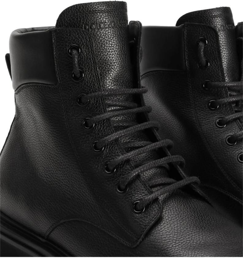 Dolce & Gabbana Zwarte platte schoenen voor vrouwen