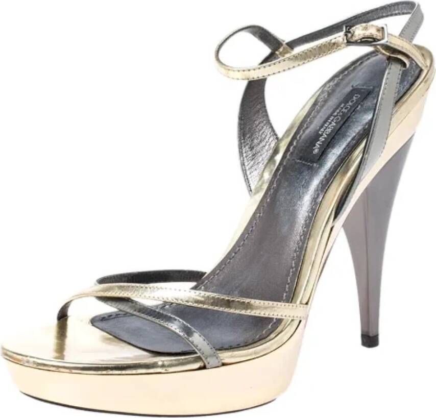 Dolce & Gabbana Pre-owned Leather sandals Gray Dames