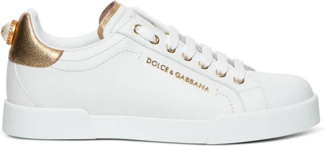 Dolce & Gabbana Witte leren sneakers met gouden en witte logo-applicaties White Dames