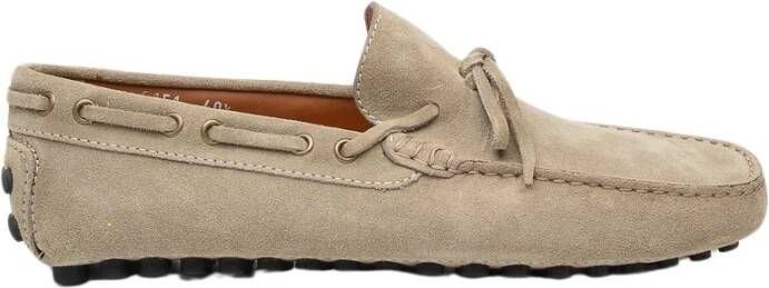 Doucal's Beige Suède Loafer met Gommino Zool Beige Heren