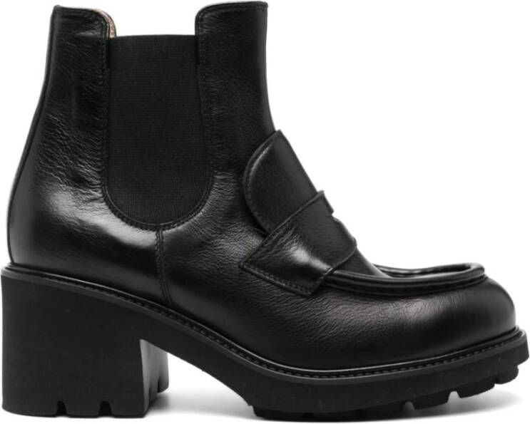 Doucal's Boots Closed Ankle Boots With Elastic Side Panels in zwart