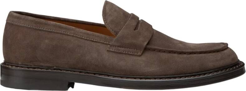 Doucal's Donkerbruine suède loafers met verfijnde silhouet Brown Heren