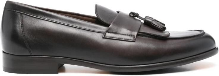 Doucal's Bruine Platte Schoenen Ronde Neus