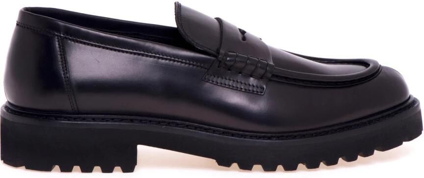 Doucal's Decò Loafer