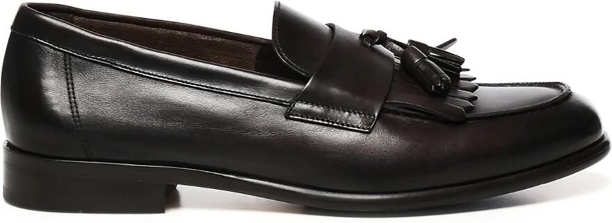 Doucal's Donkerbruine leren mocassins