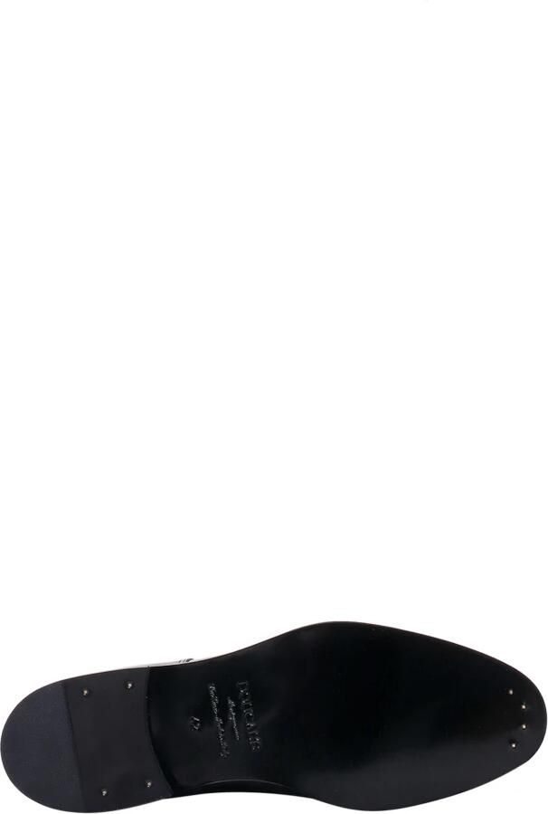 Doucal's Italiaanse leren veterschoenen voor zakelijk gebruik