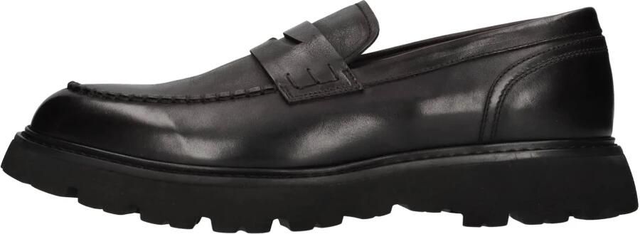 Doucal's Klassieke Leren Loafers Ronde Neus Brown Heren