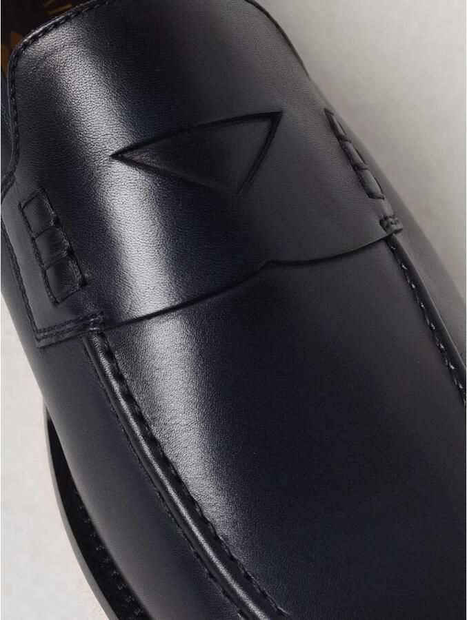 Doucal's Leren Loafers Slipon Casual