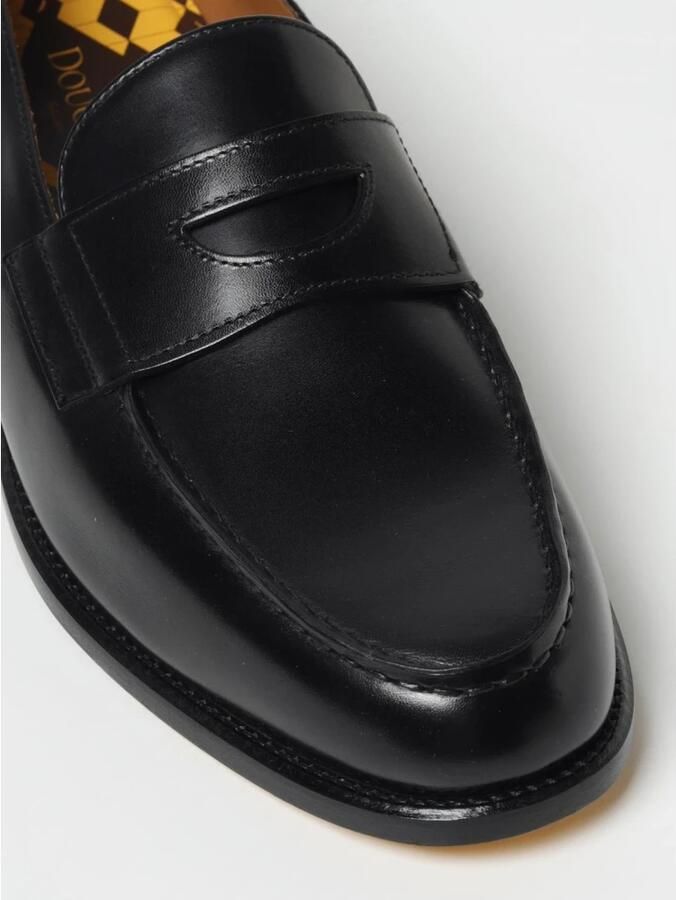 Doucal's Leren Penny Loafers Klassieke Stijl