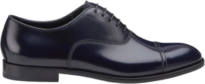 Doucal's Scarpa Allacciata