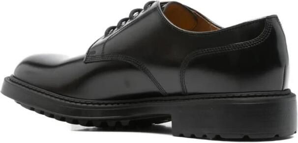 Doucal's Stijlvolle Derby Veterschoenen