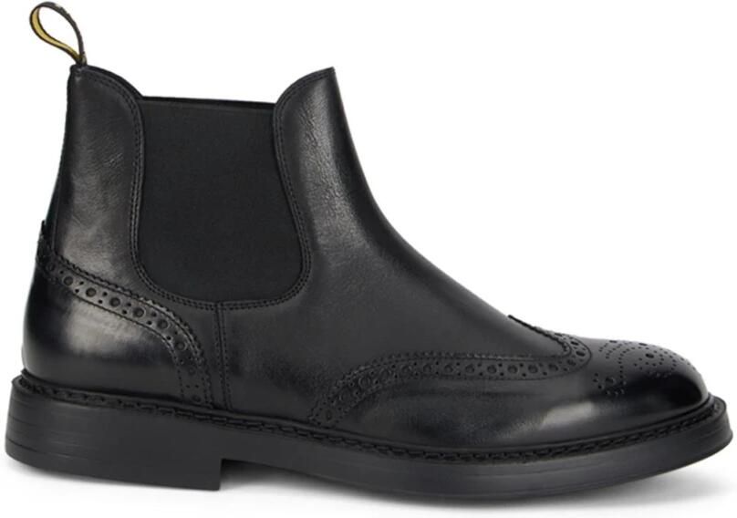 Doucal's Wingtip Chelsea Boot