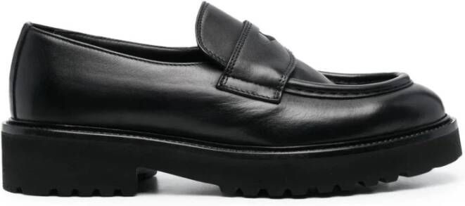 Doucal's Elegant Zwarte Loafers Black Dames
