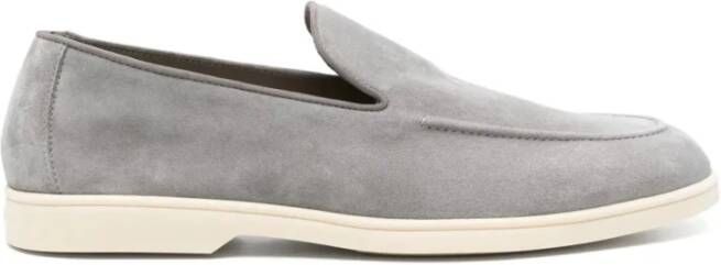 Doucal's Grijze Suède Loafers met Rubberen Zool