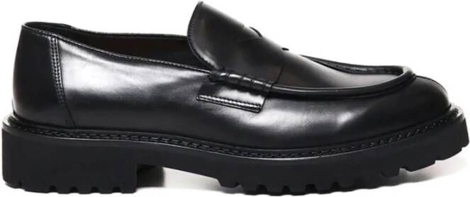 Doucal's Klassieke Penny Loafers voor Heren