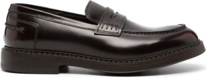 Doucal's Penny Loafers van leer met a delvormige neus