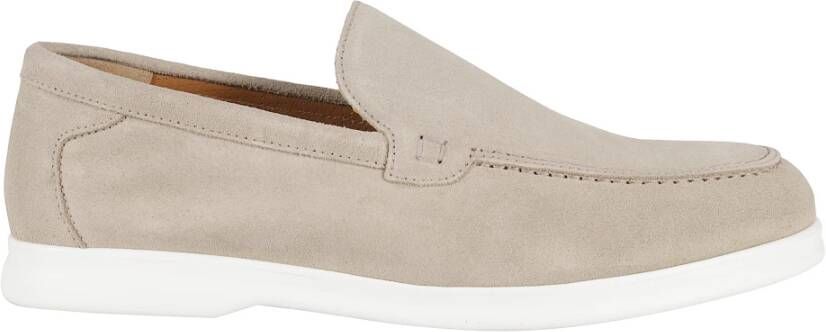 Doucal's Suède zand mocassin met platte rubberen zool