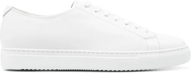 Doucal's Witte Sneakers voor een Stijlvolle Levensstijl