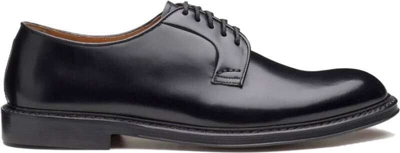 Doucal's Zwarte Leren Derby Schoenen