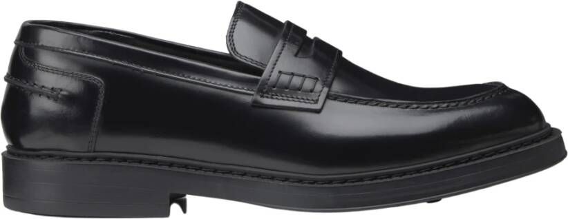 Doucal's Zwarte Leren Loafers met Iconisch Ontwerp Black Heren