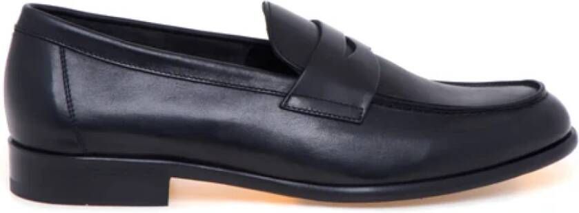 Doucal's Zwarte Leren Penny Loafer Schoenen