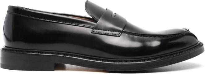 Doucal's Zwarte Leren Penny Slot Instap Schoenen