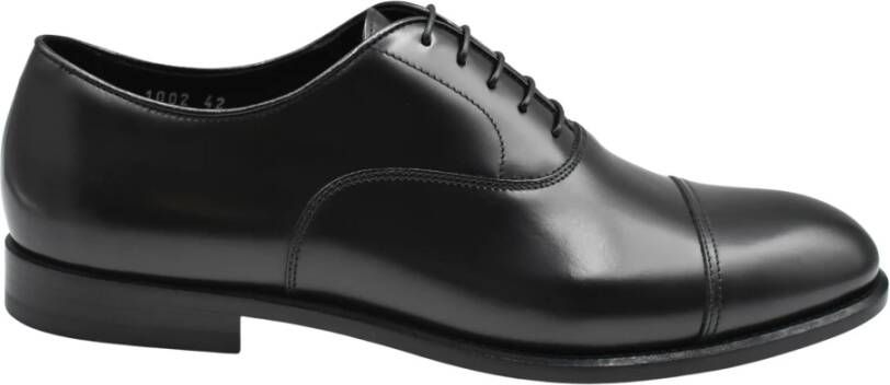Doucal's Zwarte Leren Veterschoenen