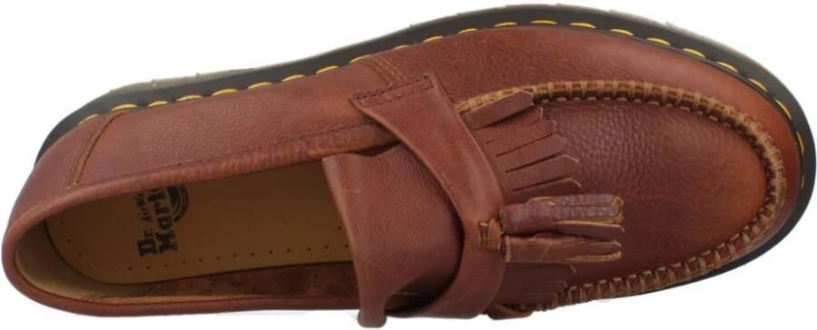 Dr. Martens Stijlvolle Laarzen voor Stedelijke Avonturen Brown