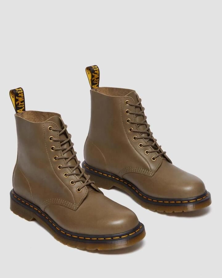 Dr. Martens Carrara Leren Enkelboots