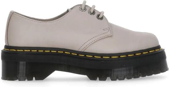 Dr. Martens Ivoor Kleurige Platte Schoenen met Unieke Stijl en Comfort Beige Dames - Foto 5
