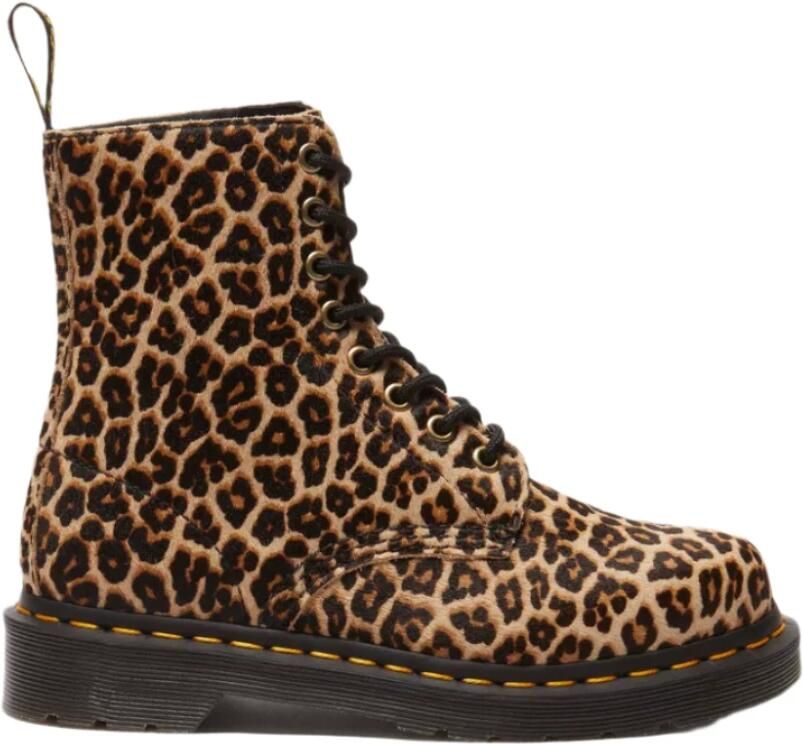 Dr. Martens Klassieke laarzen met luipaardprint