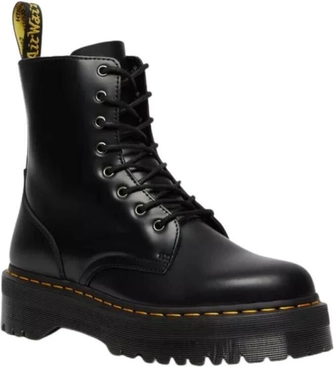 Dr. Martens Platte schoenen voor vrouwen