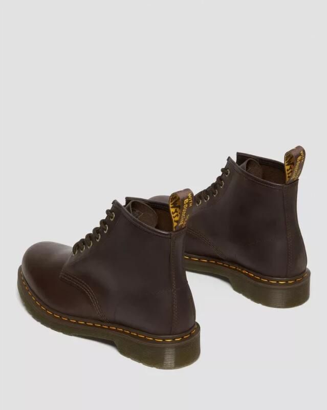 Dr. Martens Klassieke Bruine Leren Veterschoenen Brown