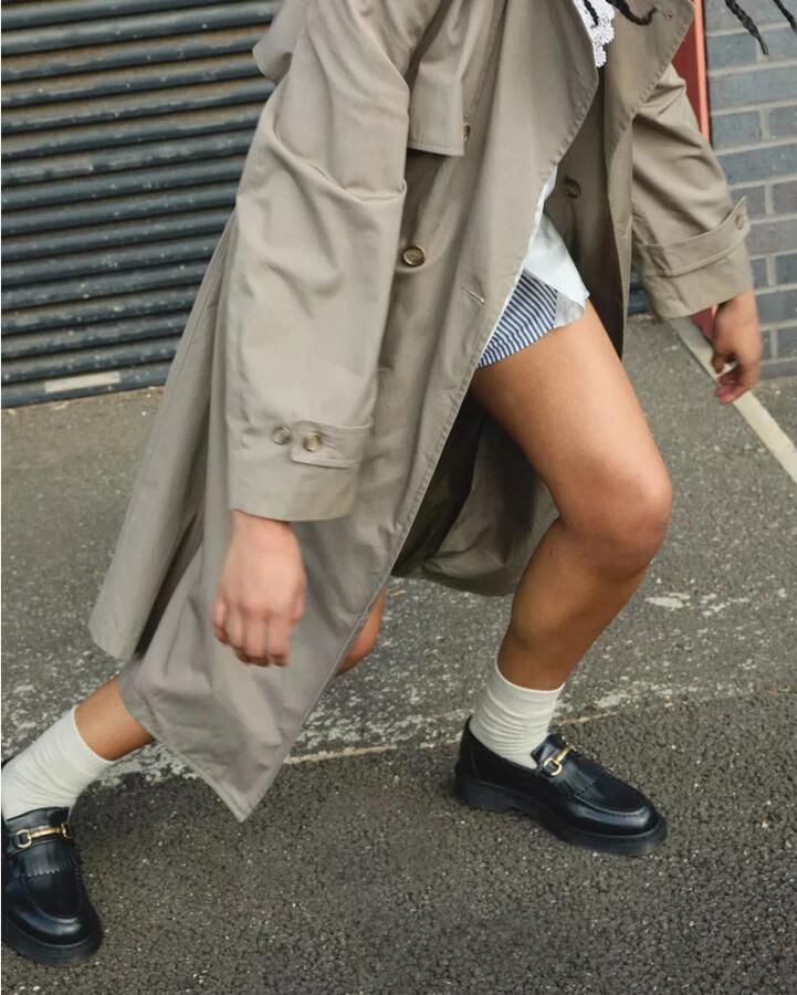 Dr. Martens Elegante Atlas Leren Loafers met Franje en Metalen Gesp Black - Foto 6