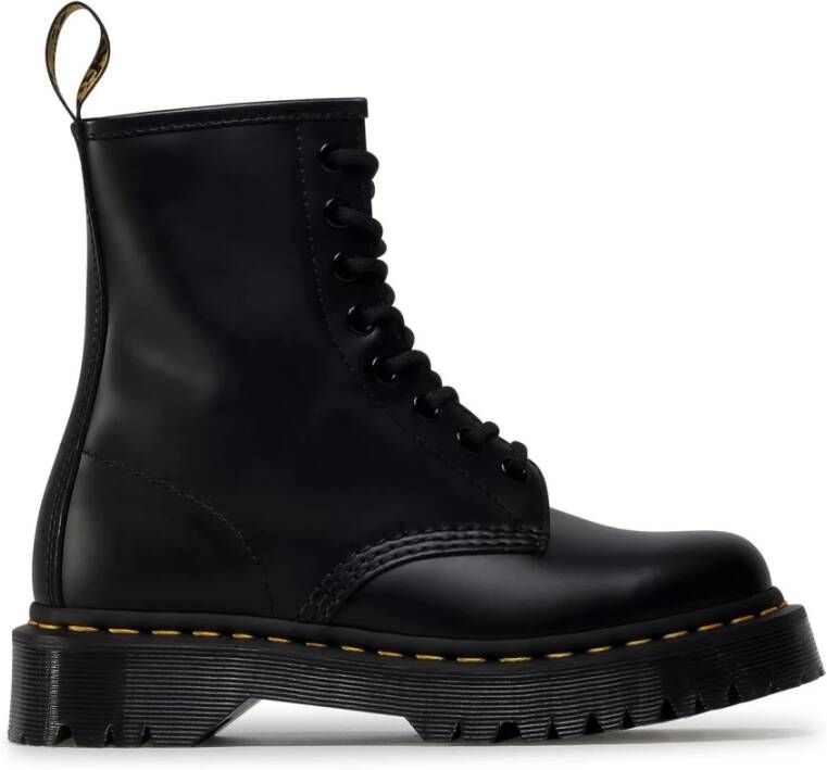 Dr. Martens Grofgebreide Zwarte Leren Laarzen