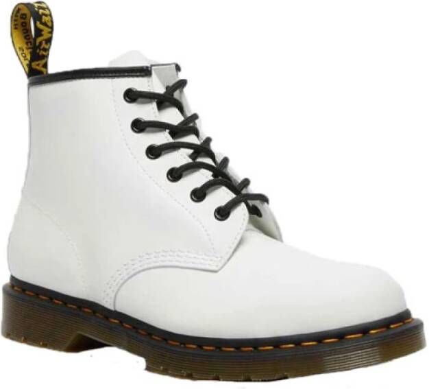 Dr. Martens Hoge laarzen met zijdezachte hakken White Dames