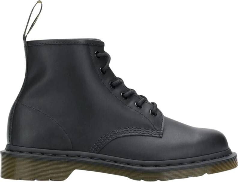Dr. Martens Klassieke leren veterschoen
