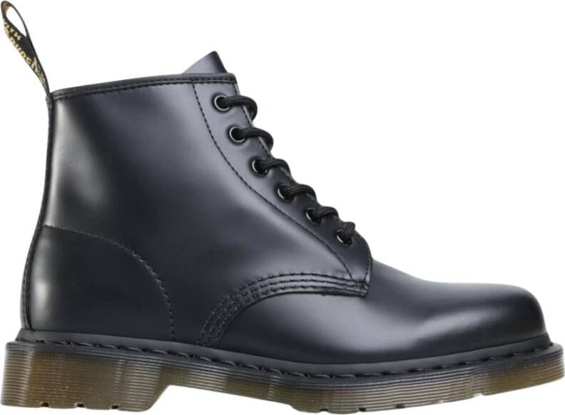 Dr. Martens Klassieke Leren Veterschoenen