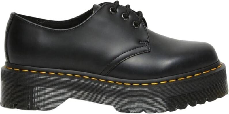 Dr. Martens Klassieke Platform Schoen Glad Leer