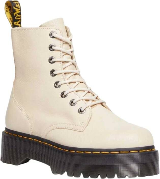 Dr. Martens Lace-up Boots Beige Dames