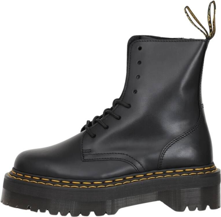 Dr. Martens Lace-up Boots Zwart Dames