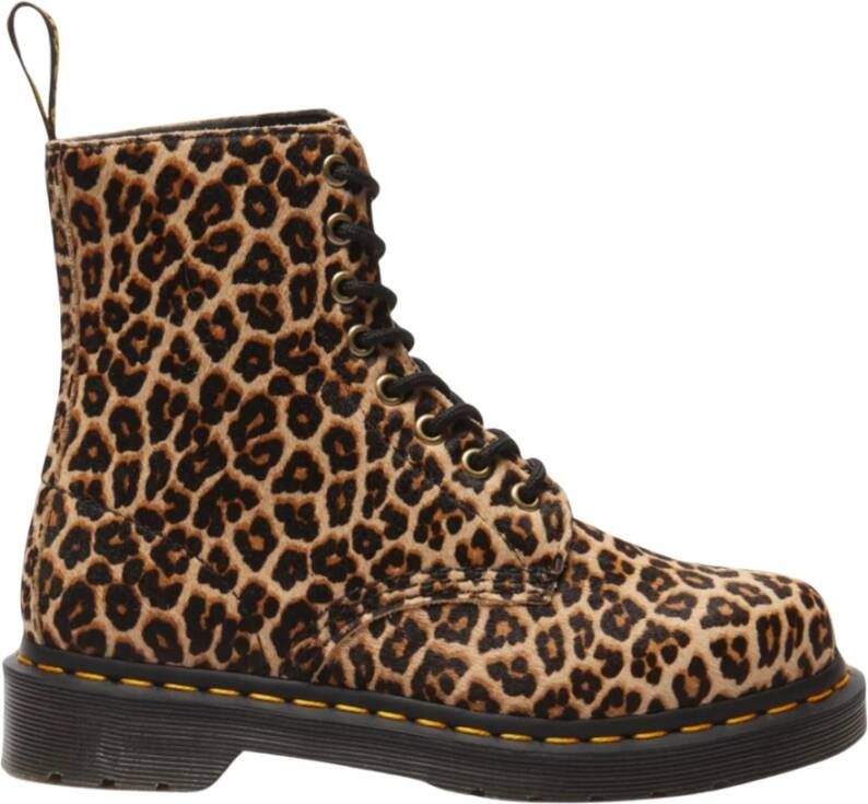Dr. Martens Licht Tan Pascal Laarzen