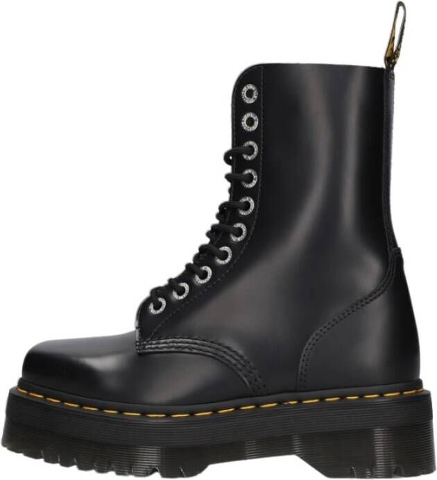Dr. Martens Chunky Lace-up Boots Quad Squared