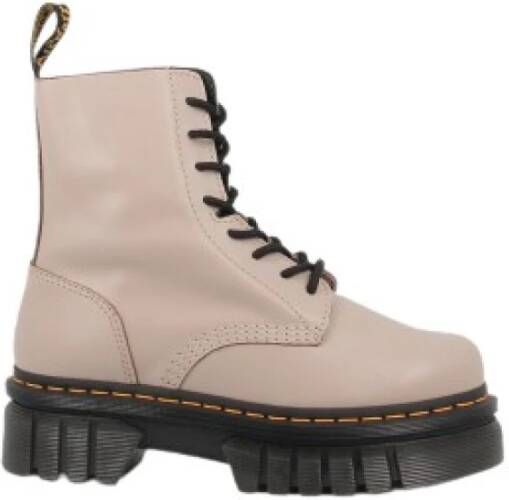 Dr. Martens Taupe Platform Veterschoenen voor Dames Beige Dames