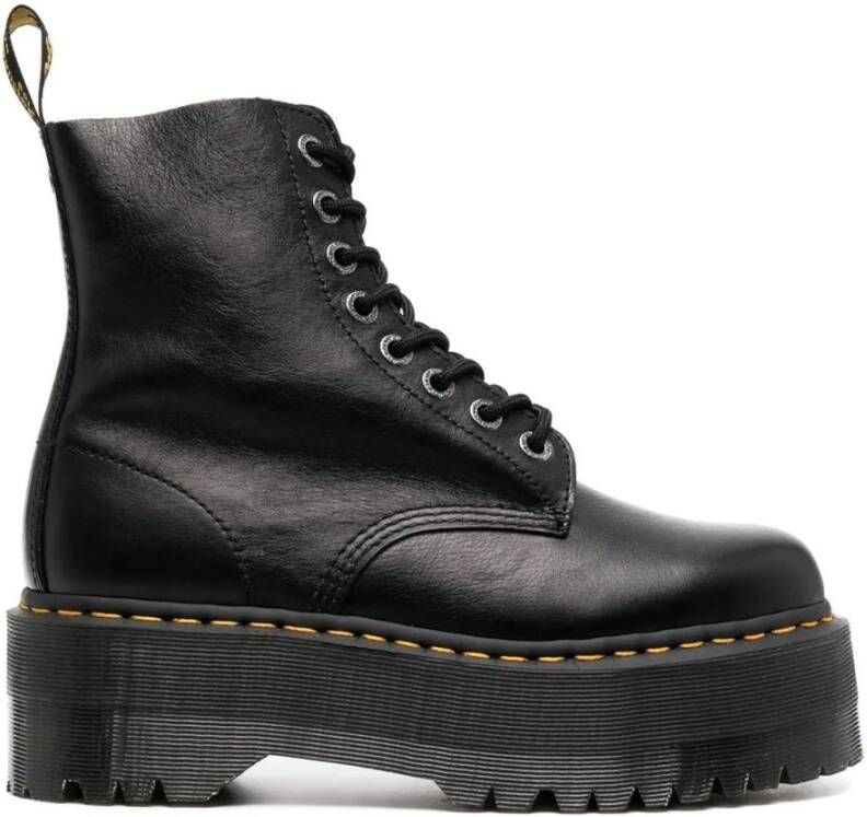 Dr. Martens Zwarte veterschoenen met hoge platform voor moedige vrouwen Black Dames